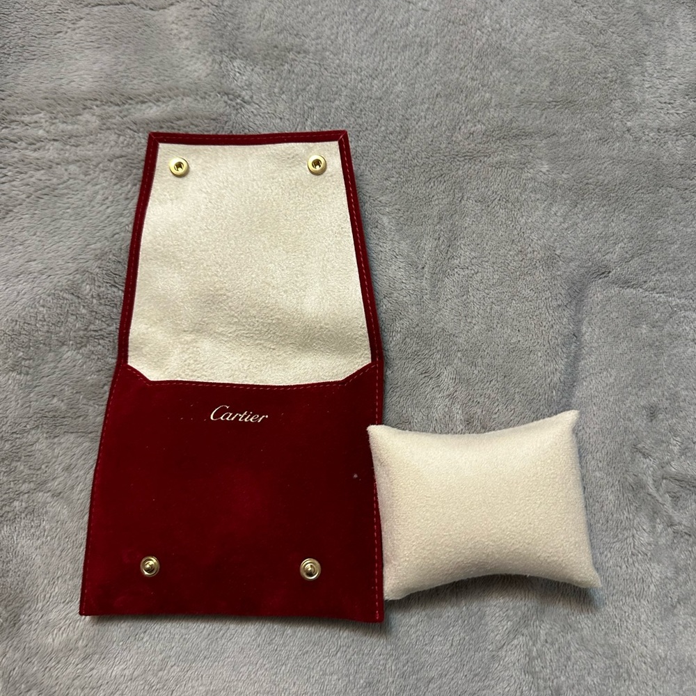 Price firm Cartier bracelet and ring travel carrying new